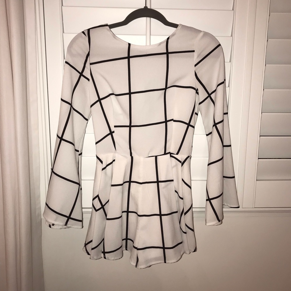 White and black patterned romper